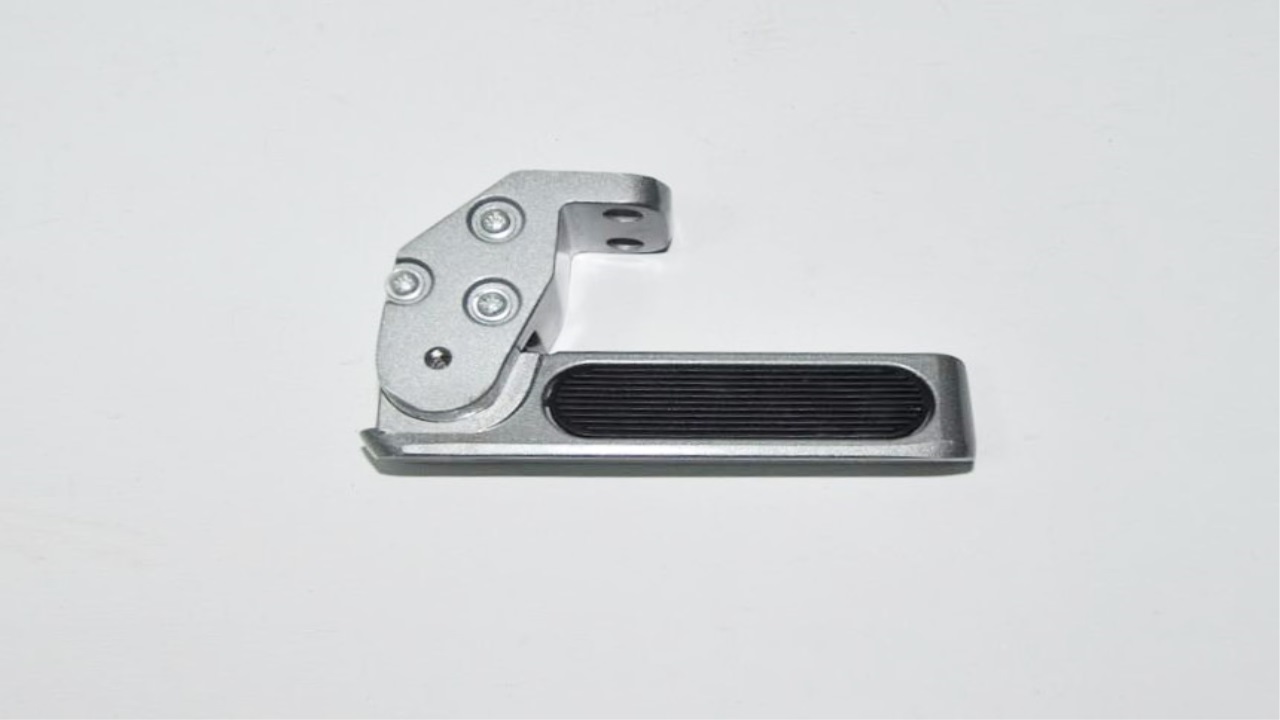 ARKA BASAMAK SOL (C-LİNE)